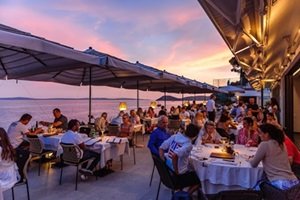 Restaurant-Adr